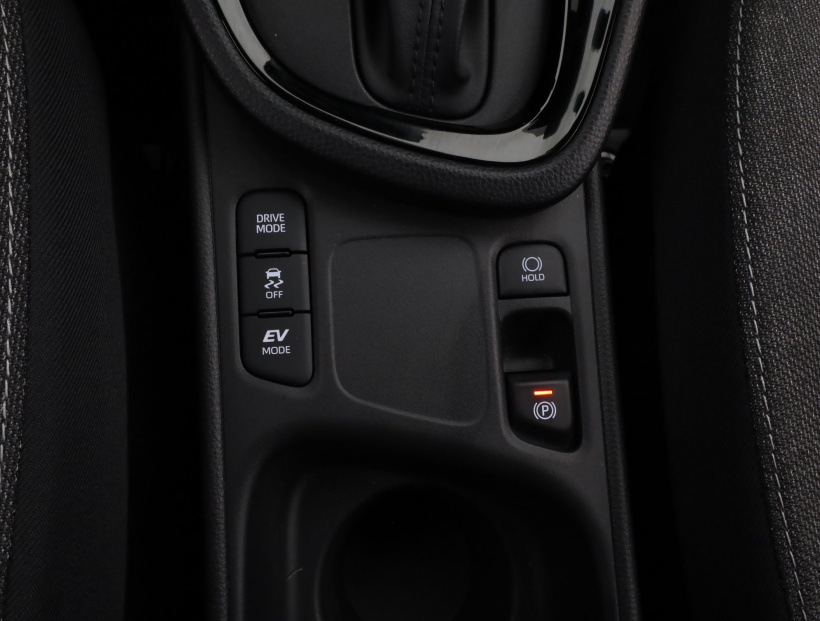 Toyota Yaris Cross, 2025