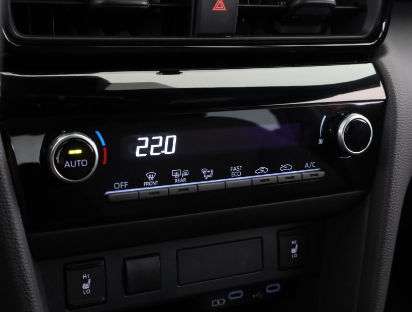 Toyota Yaris Cross, 2025
