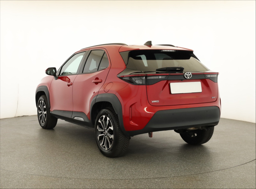 Toyota Yaris Cross, 2025