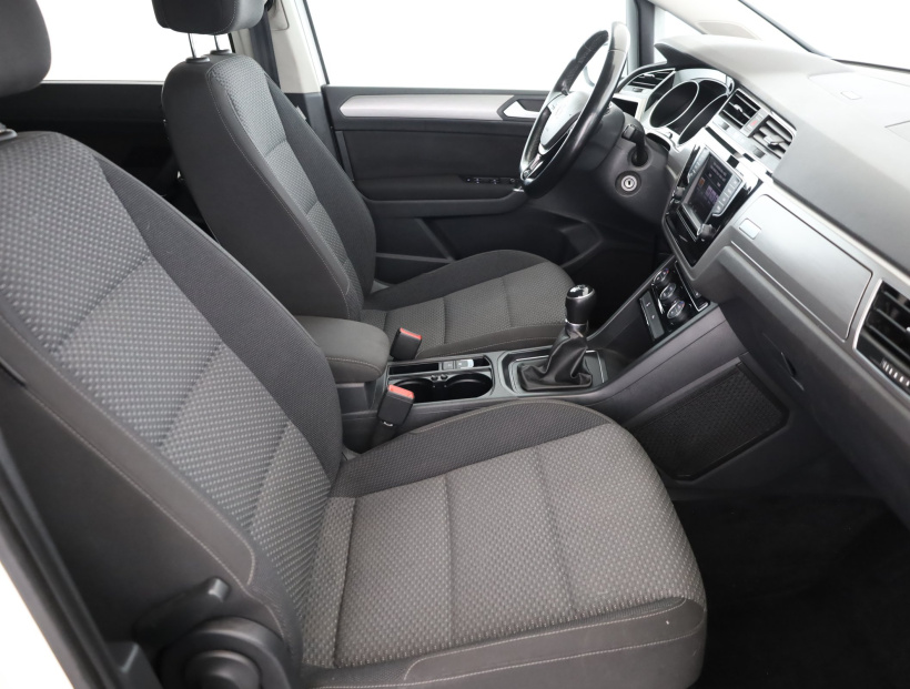 Volkswagen Touran, 2016