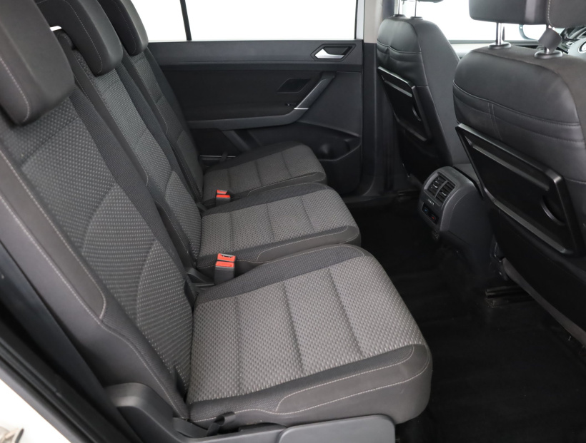 Volkswagen Touran, 2016