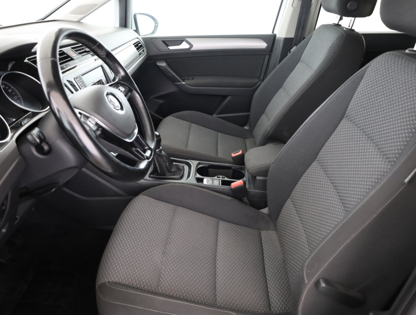 Volkswagen Touran, 2016