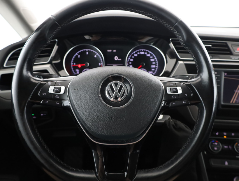 Volkswagen Touran, 2016