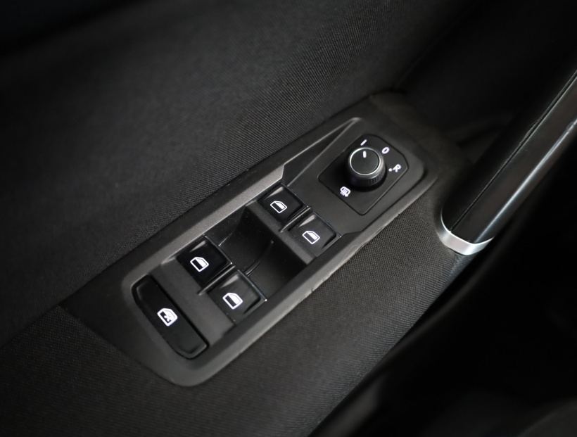 Volkswagen Touran, 2016