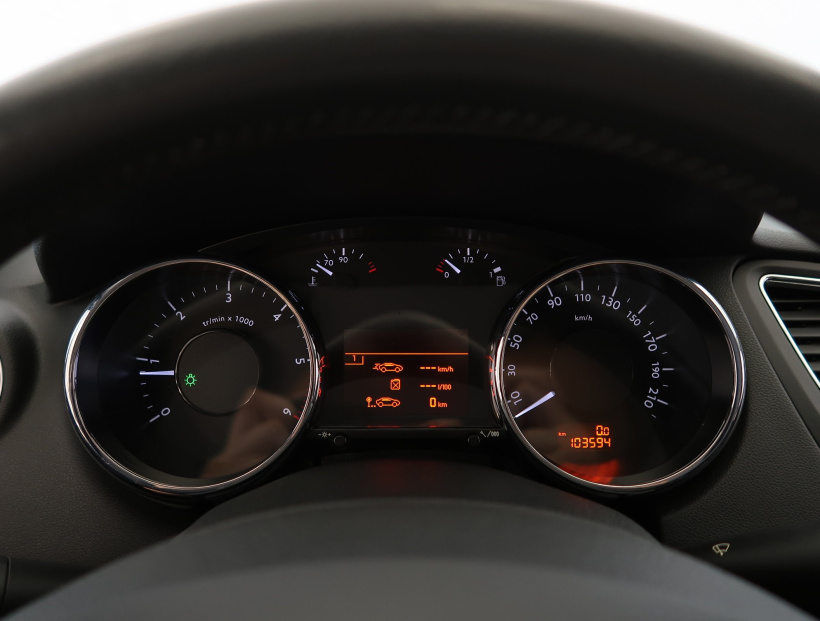 Peugeot 5008, 2011