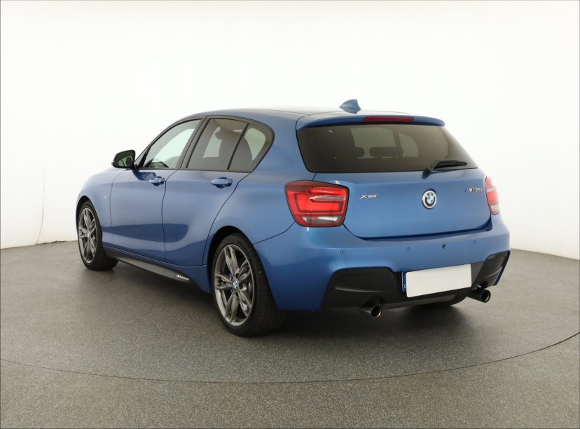 BMW 1, 2013