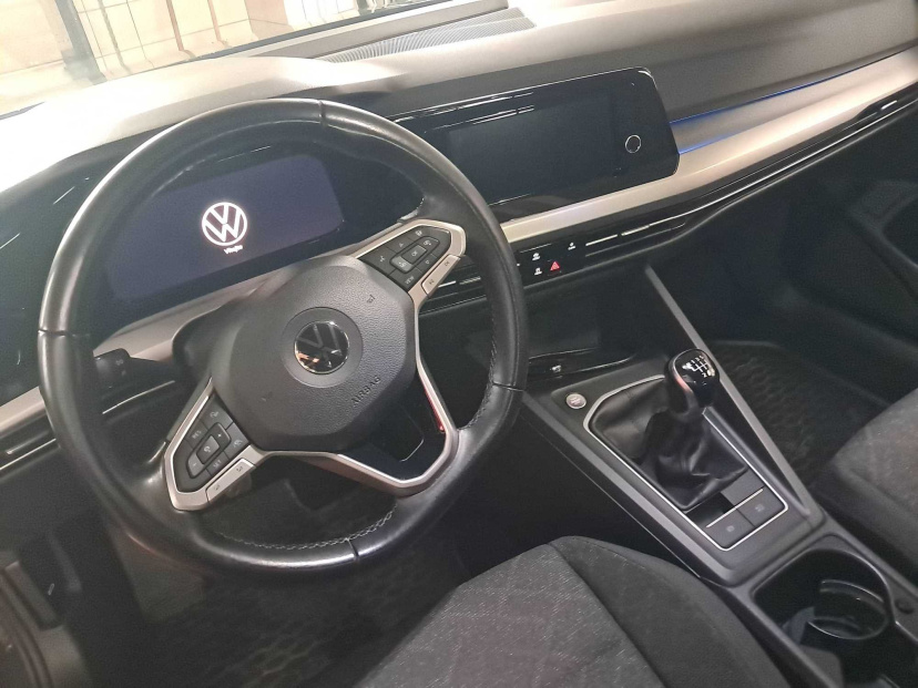 Volkswagen Golf, 2021