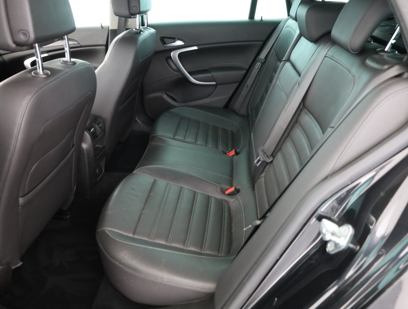 Opel Insignia, 2010