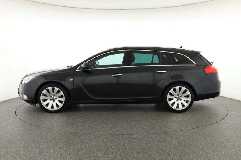 Opel Insignia, 2010