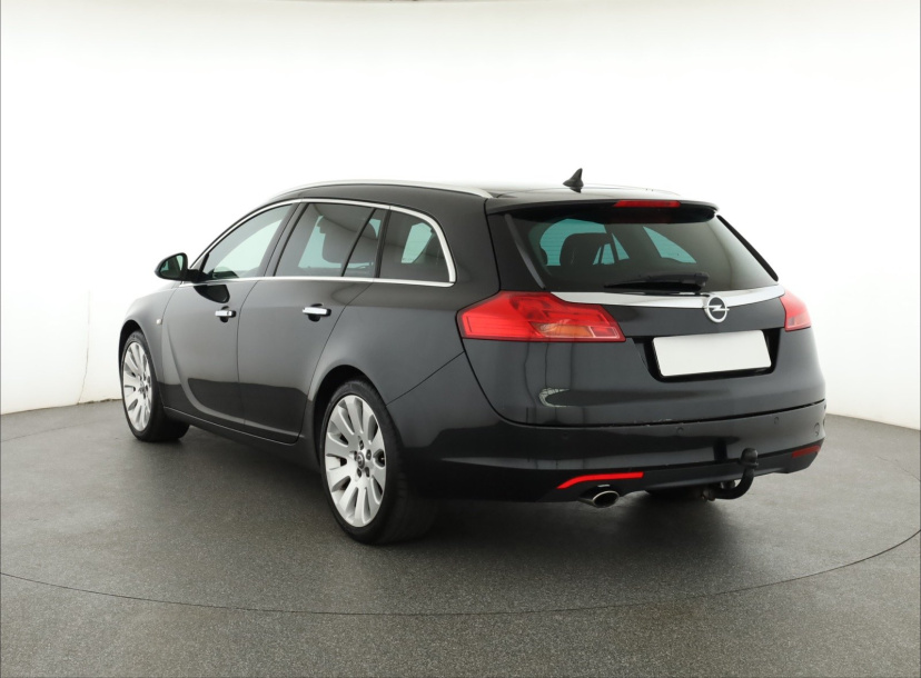 Opel Insignia, 2010