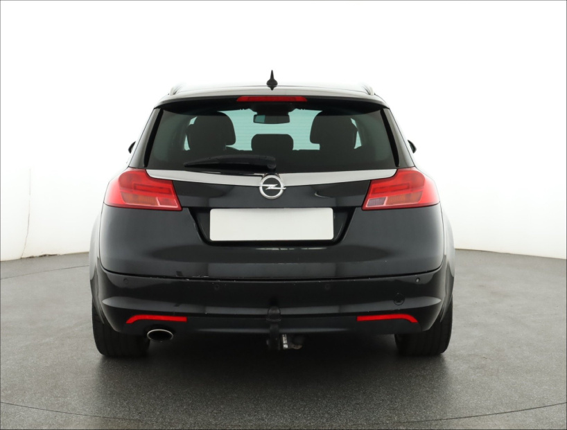 Opel Insignia, 2010