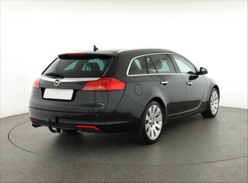Opel Insignia, 2010