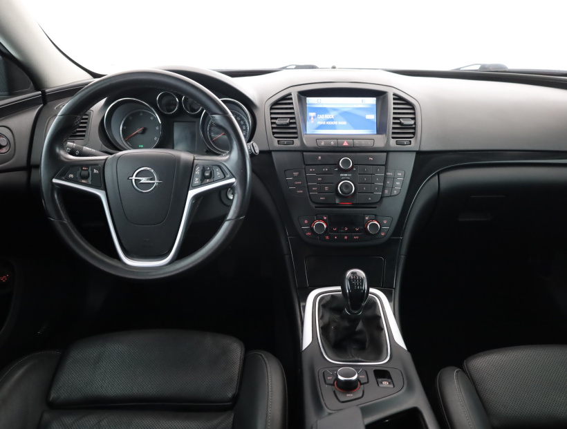 Opel Insignia, 2010