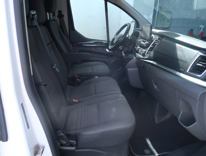 Ford Tourneo Custom, 2022
