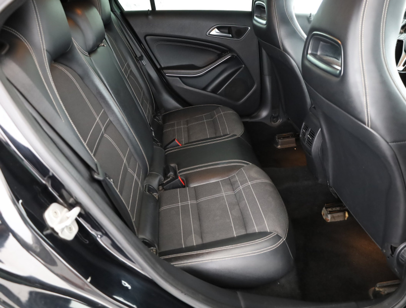 Mercedes-Benz A, 2012