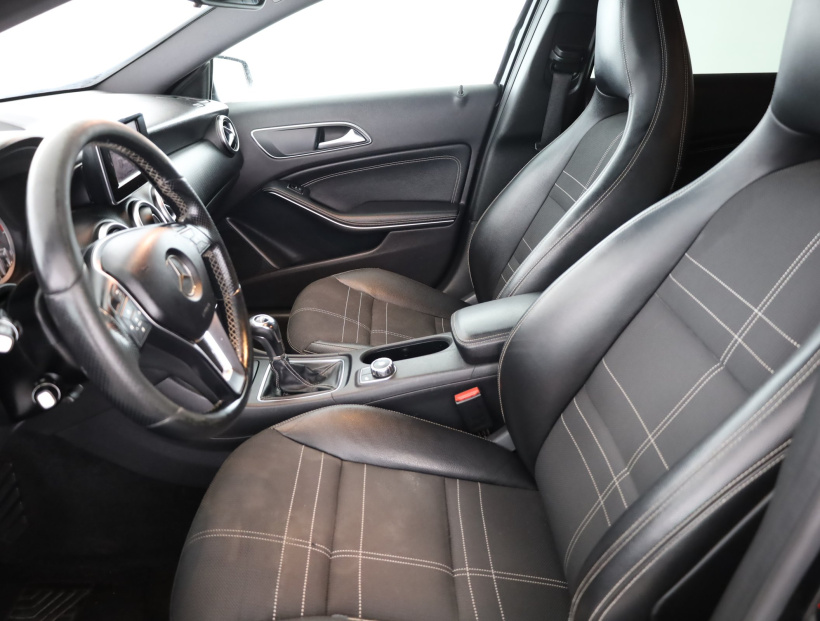 Mercedes-Benz A, 2012