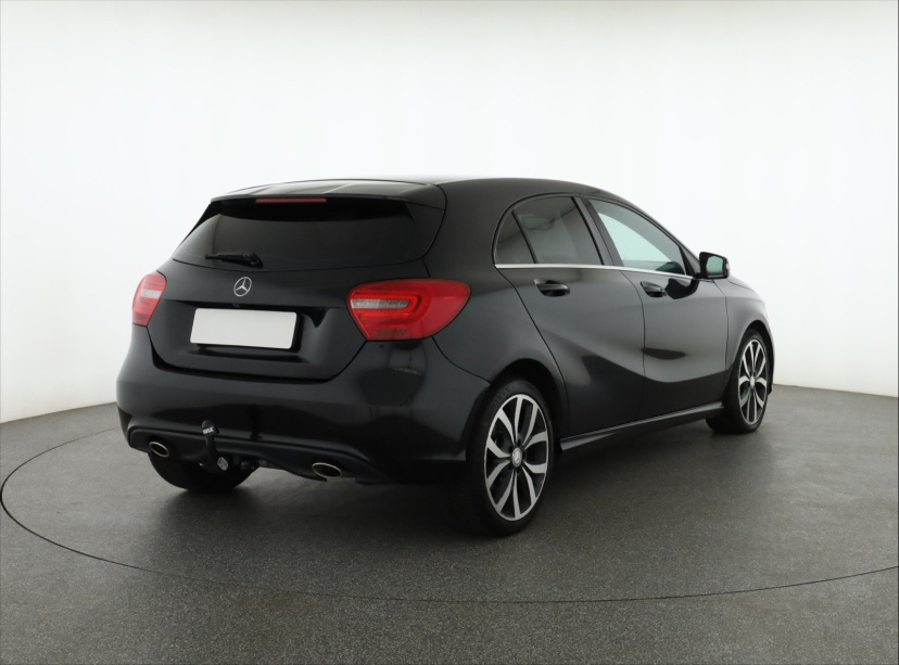 Mercedes-Benz A, 2012