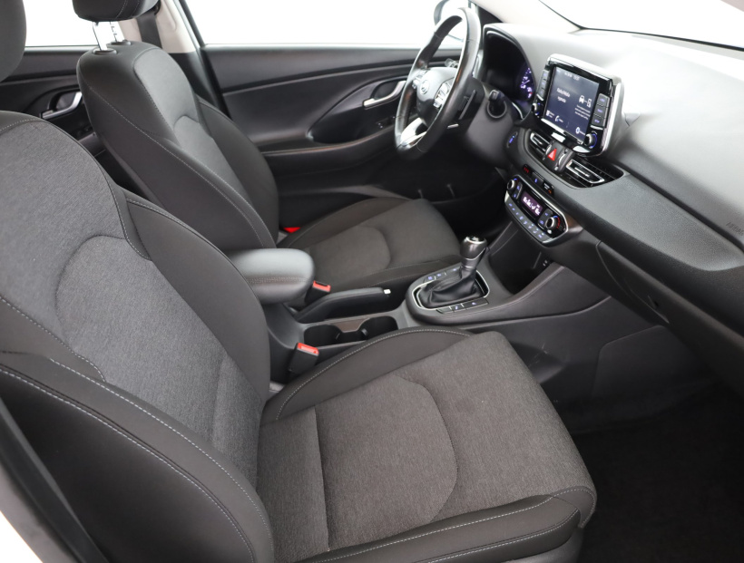 Hyundai i30, 2023