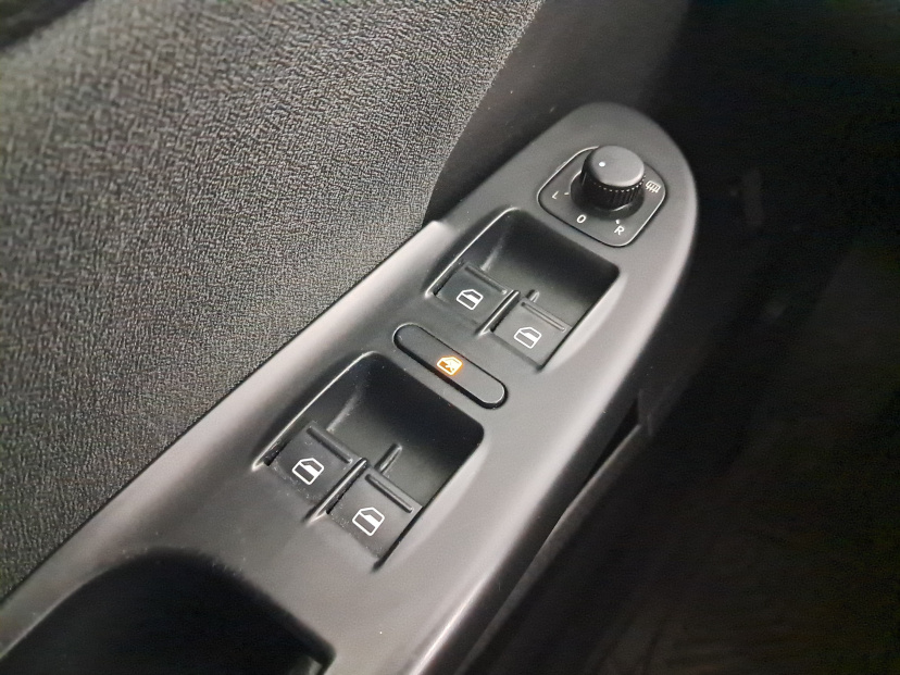 Volkswagen Passat, 2010