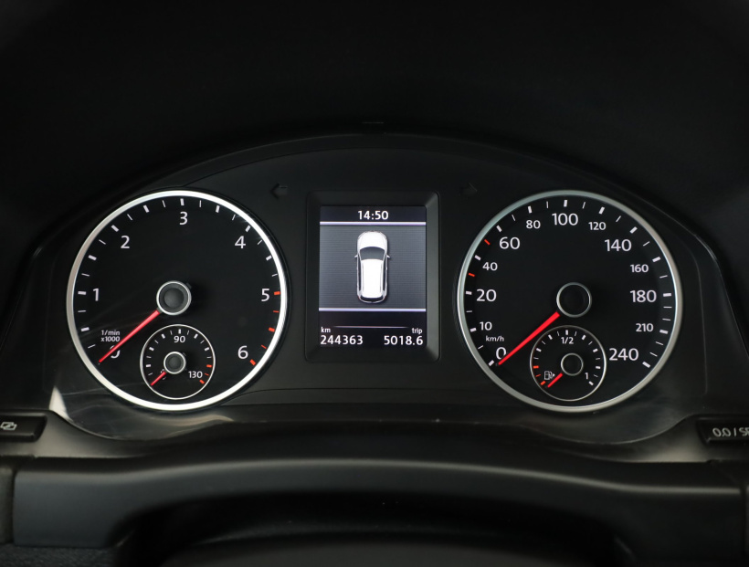 Volkswagen Tiguan, 2012