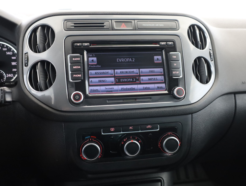 Volkswagen Tiguan, 2012