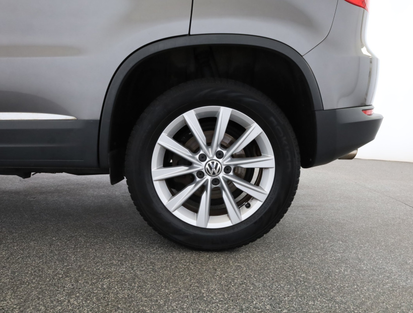 Volkswagen Tiguan, 2012