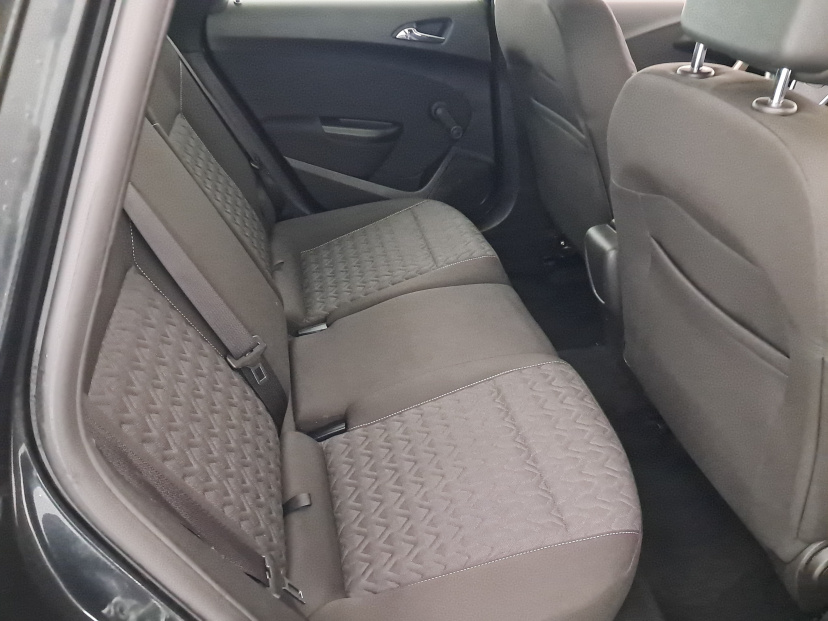 Opel Astra, 2013