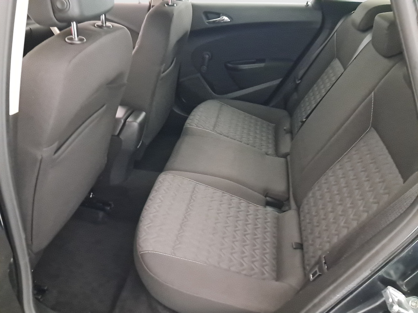 Opel Astra, 2013