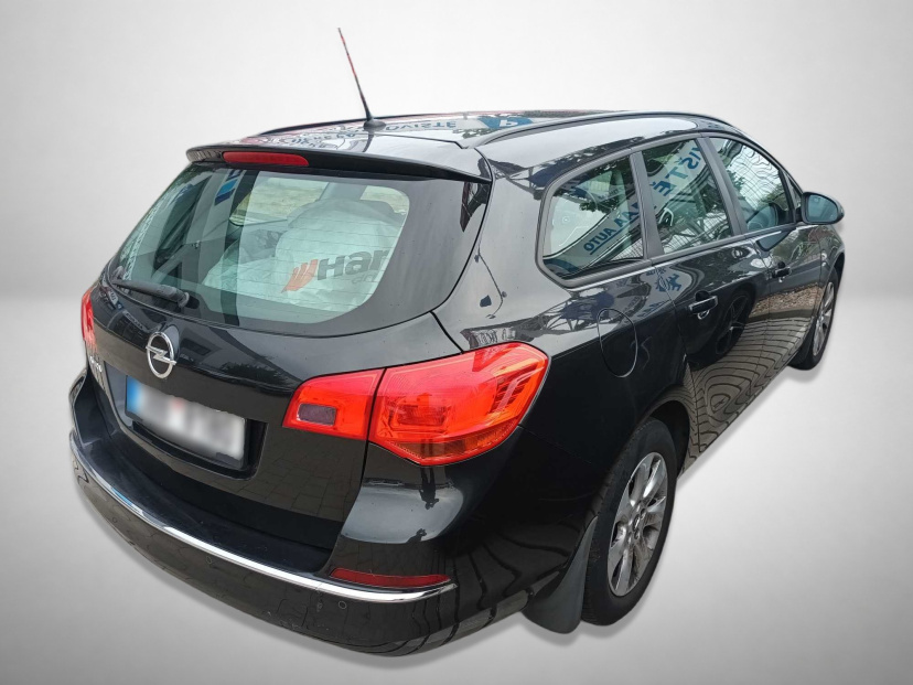 Opel Astra, 2013