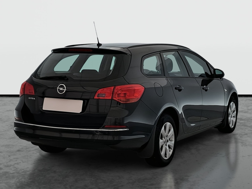 Opel Astra, 2013