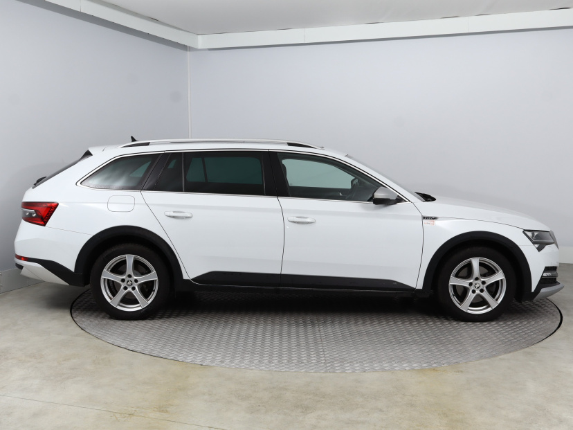 Škoda Superb, 2020
