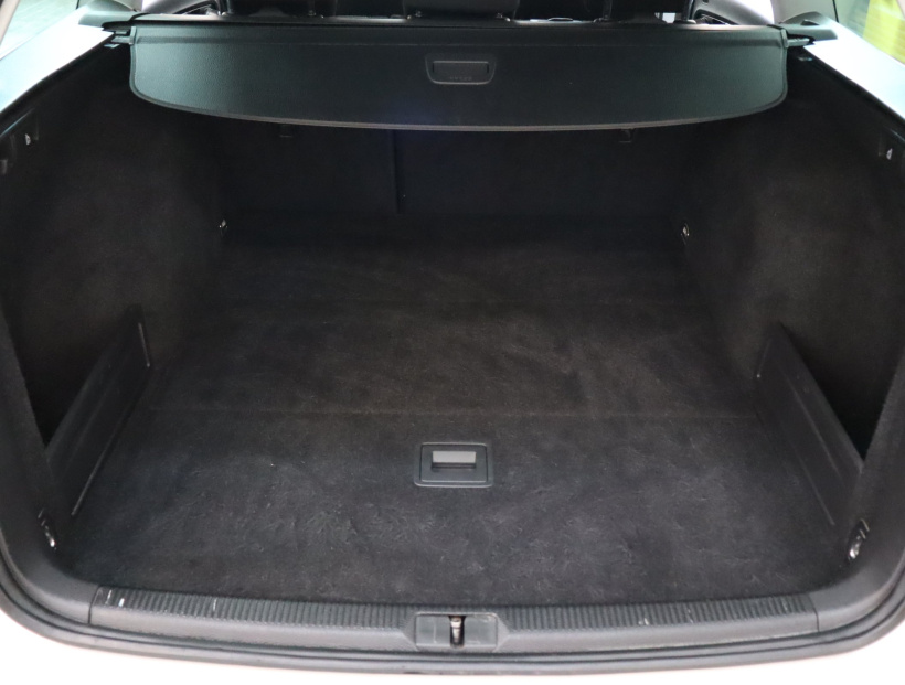 Volkswagen Passat, 2013