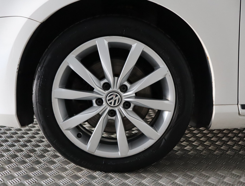 Volkswagen Passat, 2013