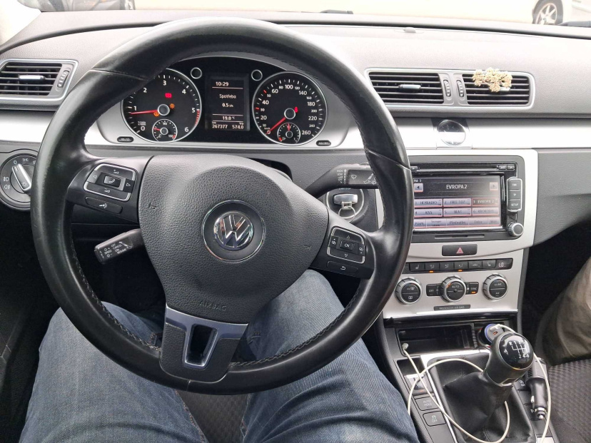 Volkswagen Passat, 2013