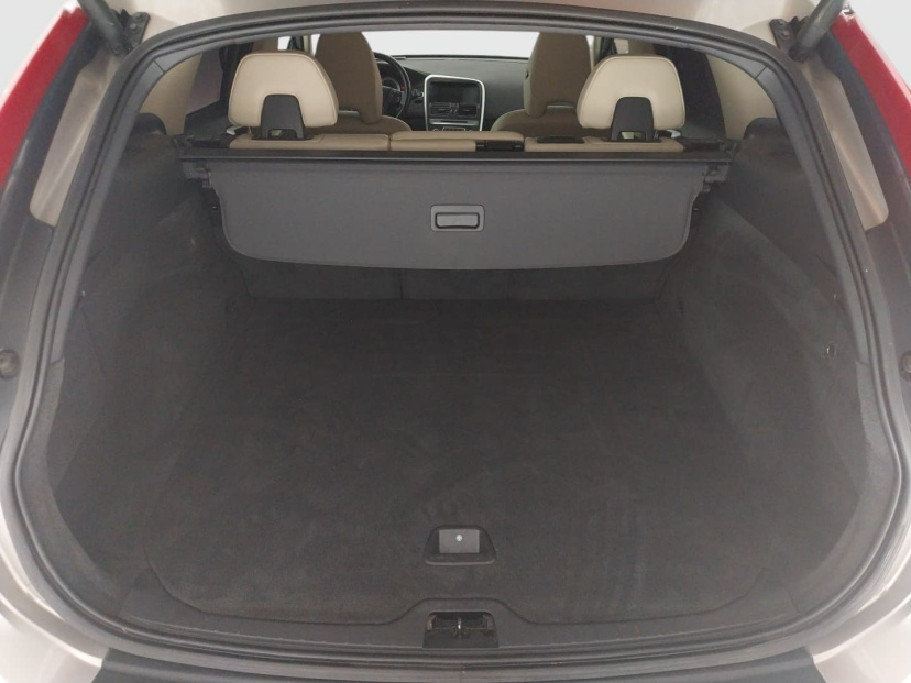 Volvo XC60, 2011