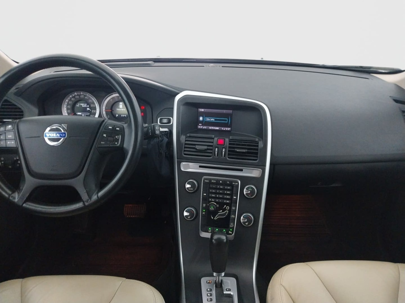 Volvo XC60, 2011