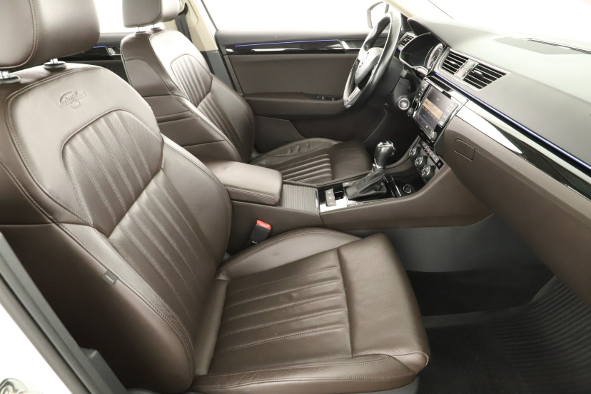 Škoda Superb, 2015