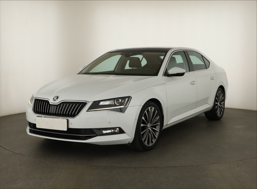 Škoda Superb, 2015