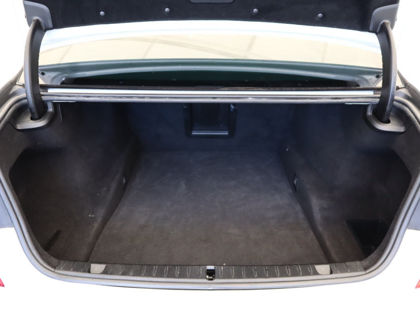 BMW 7, 2019