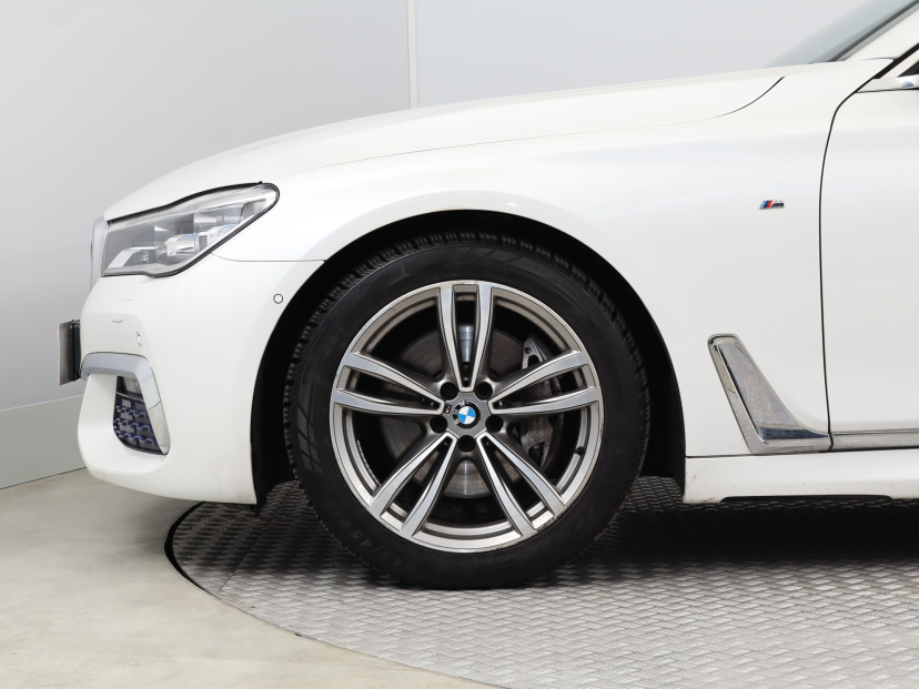 BMW 7, 2019