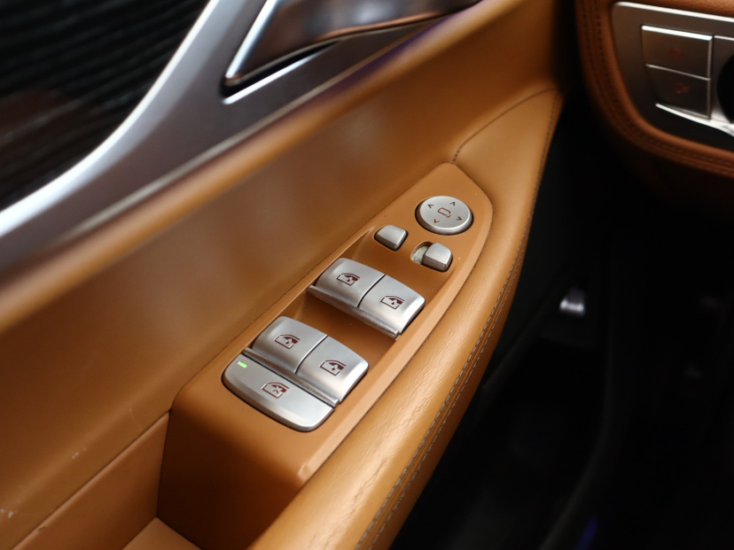 BMW 7, 2019
