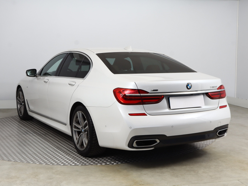 BMW 7, 2019