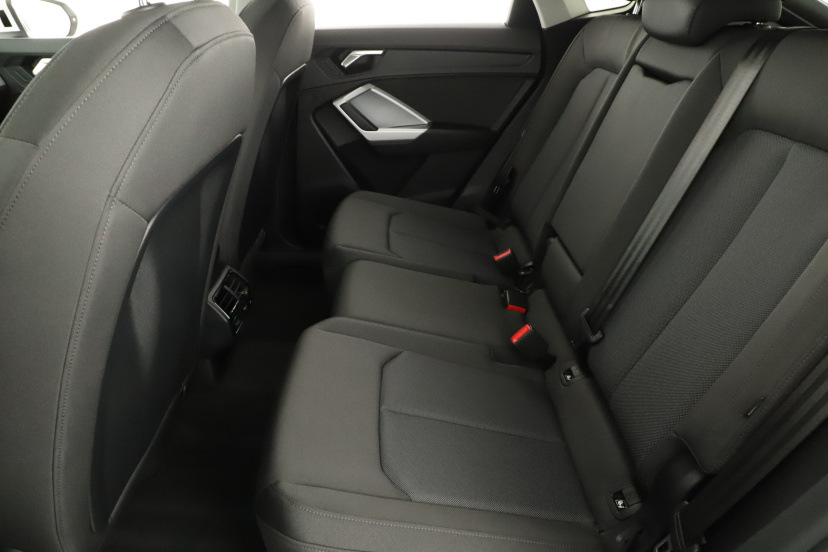 Audi Q3 Sportback, 2020