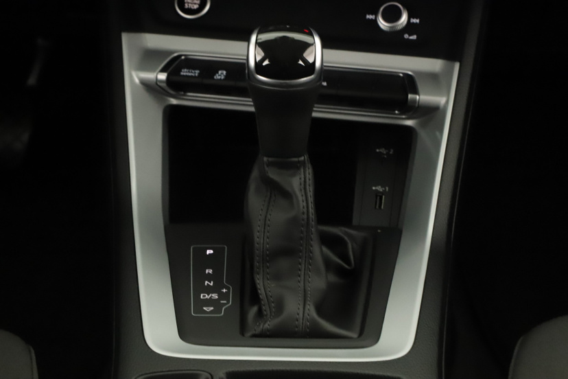 Audi Q3 Sportback, 2020