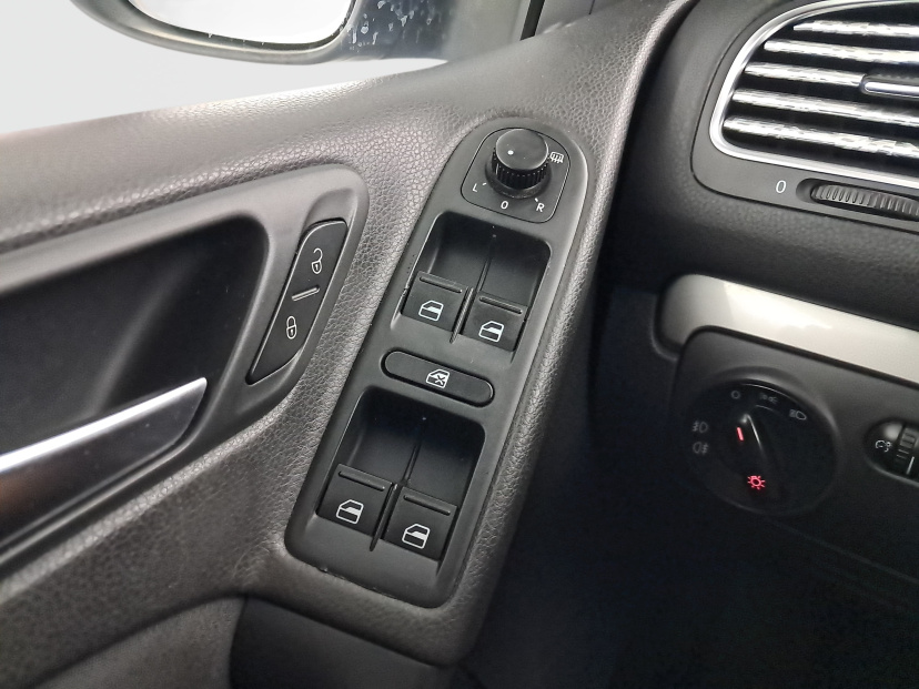 Volkswagen Golf, 2010