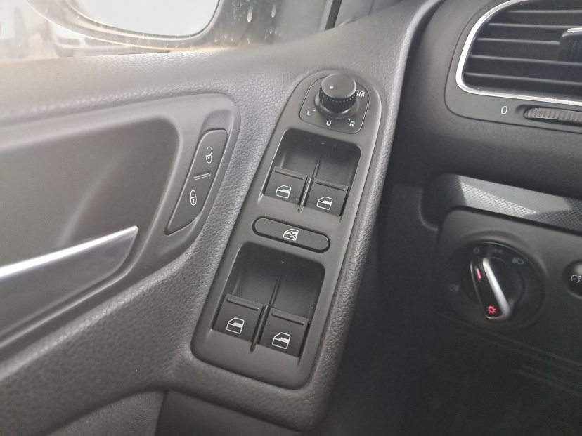 Volkswagen Golf, 2009