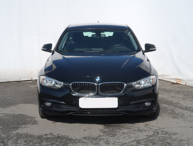 BMW 3, 2017