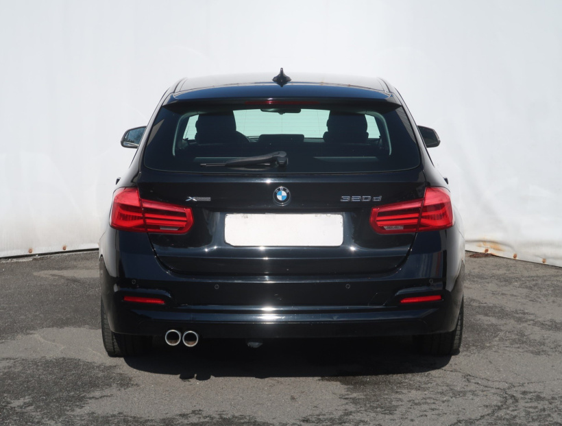 BMW 3, 2017