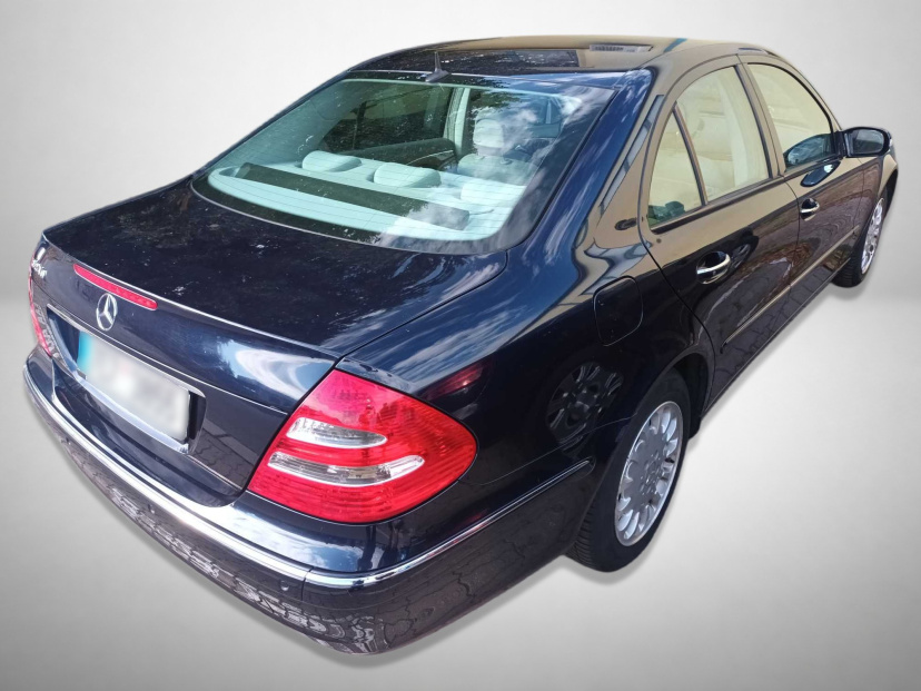 Mercedes-Benz E, 2002