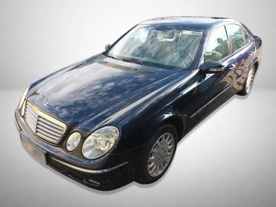 Mercedes-Benz E 240 